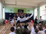 В Православной школе исполнили «Катюшу» и «Смуглянку»